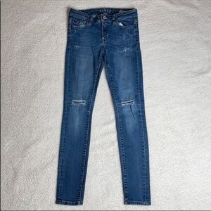 Zara Z1975 skinny mid rise distressed Ripped 
Size 6